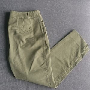 WHBM The Slim Olive Ankle Length Pant